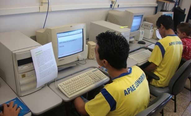 DIA INTERNACIONAL DA SÍNDROME DE DOWN: A IMPORTÂNCIA DA PARTICIPAÇÃO DA SOCIEDADE NO TRABALHO DE INCLUSÃO.