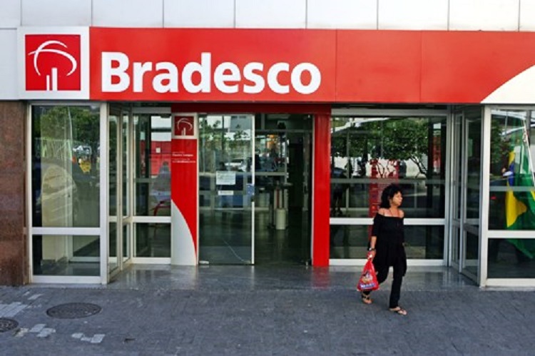 Bradesco passa a oferecer SAC com vídeo chat em Libras em seu site