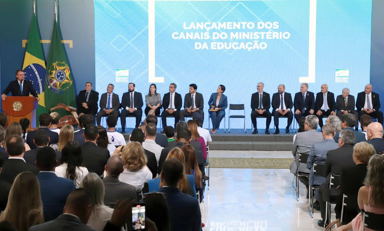 Canal Educação e o Canal Libras lançados pelo Governo Federal