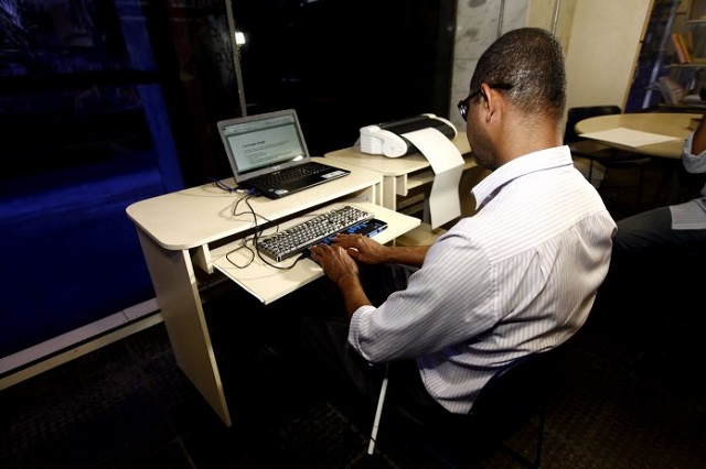 Biblioteca Central da Bahia promove acessibilidade ao sistema Braille