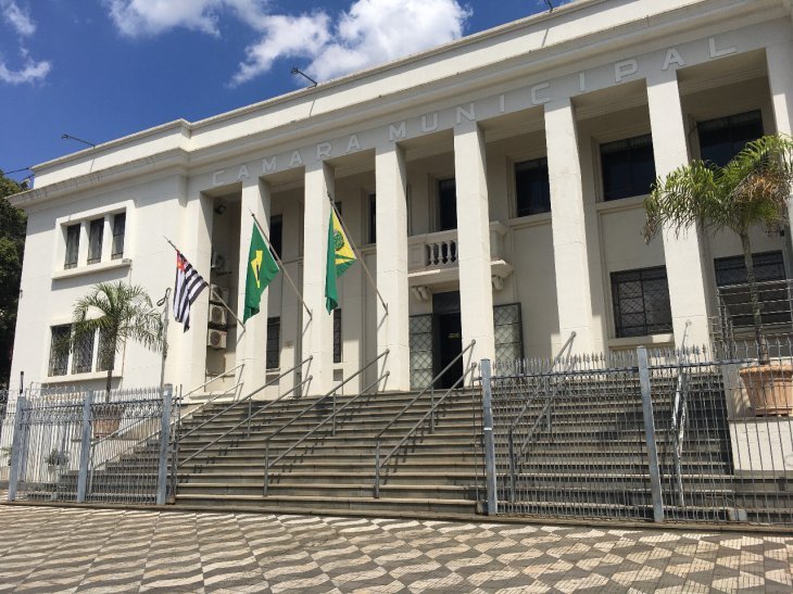 Bauru/SP: em noite de "Eu Faço a Diferença”, o elevador não estava funcionando