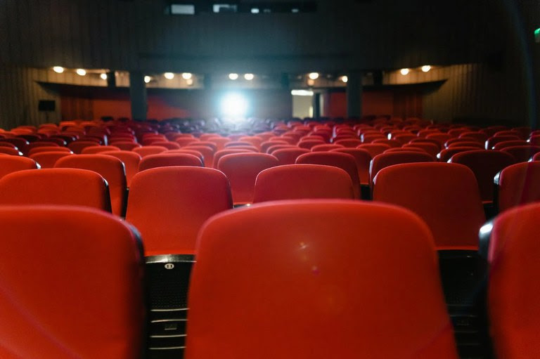 Instrução Normativa garante universalidade das Pessoas com Deficiência às salas de cinema em 2023