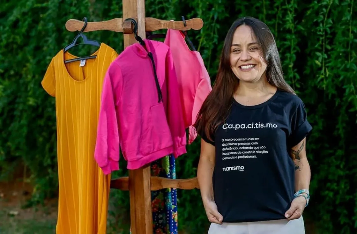 Moda inclusiva: como o setor pode transformar a experiência das pessoas com nanismo