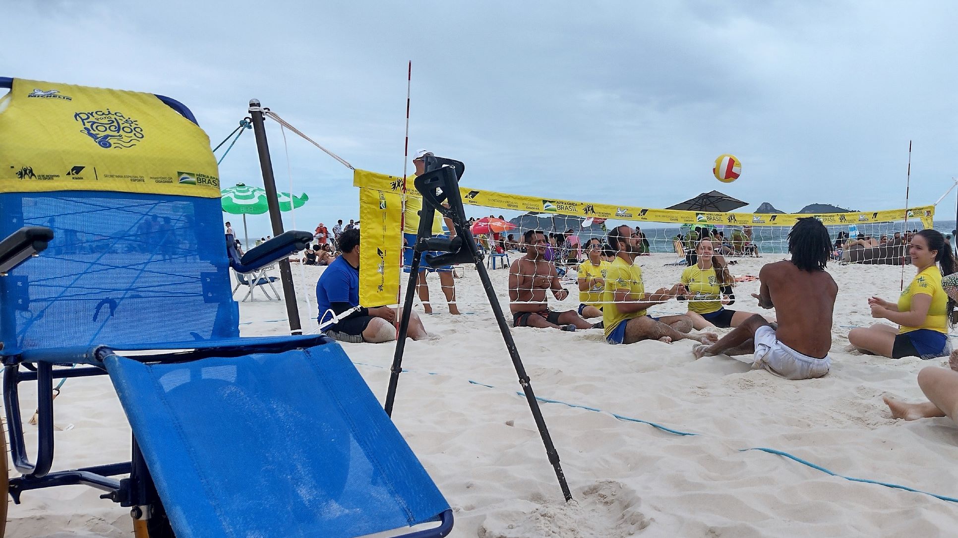 PRAIA PARA TODOS PROMOVE O 6º DESAFIO DE VÔLEI SENTADO - Diário PcD