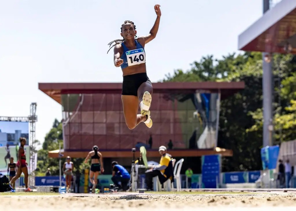 Torneio Internacional de atletismo tem recorde das Américas de ribeirão-pretana no salto em distância
