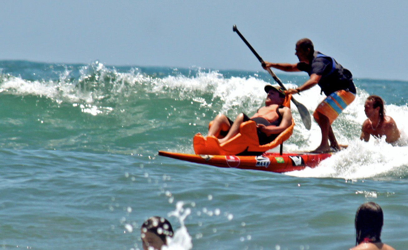 Dream Challenger: Evento promove surfe para pessoas com deficiência