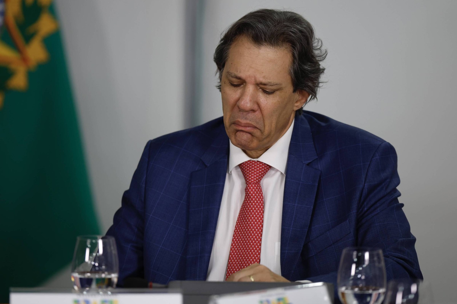 Para Haddad, "quem não paga imposto, tem que voltar a pagar"