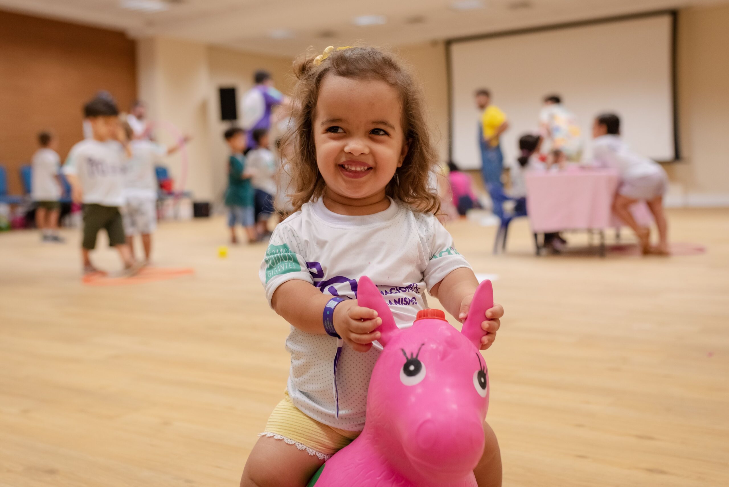 Estudo reforça o impacto contínuo positivo do medicação em crianças com acondroplasia