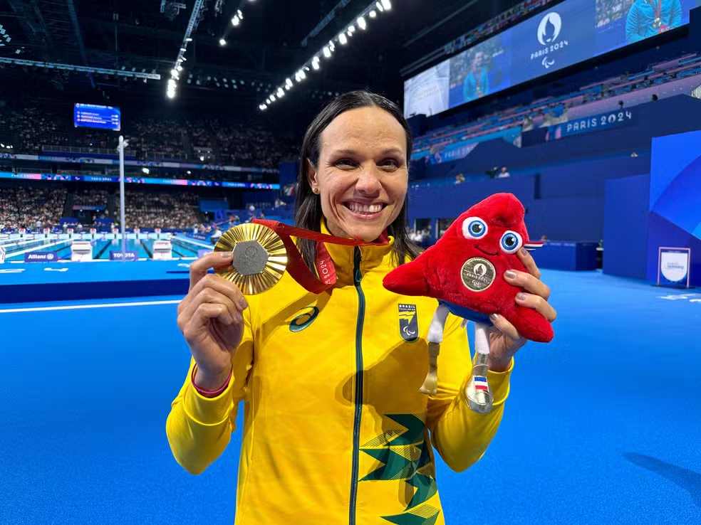 Carol Santiago volta à piscina em busca do sexto ouro em Jogos Paralímpicos; veja agenda do sétimo dia