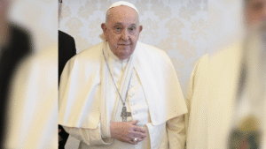 Idosos: SBGG ratifica a importância da prevenção de quedas após acidente com o Papa Francisco