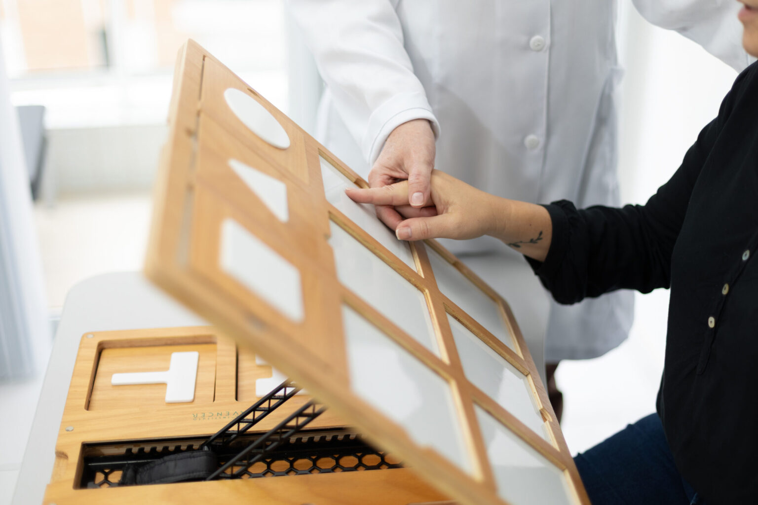 Reabilitação Neurocognitiva ensina o cérebro a reaprender movimentos após AVC e lesões