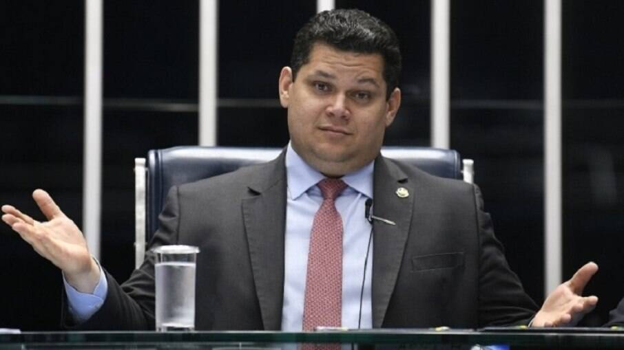 Demora de Alcolumbre prejudica pessoas com deficiência