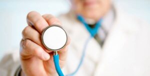 Sociedades médicas de patologia e urologia se unem para conscientizar população sobre câncer de rim