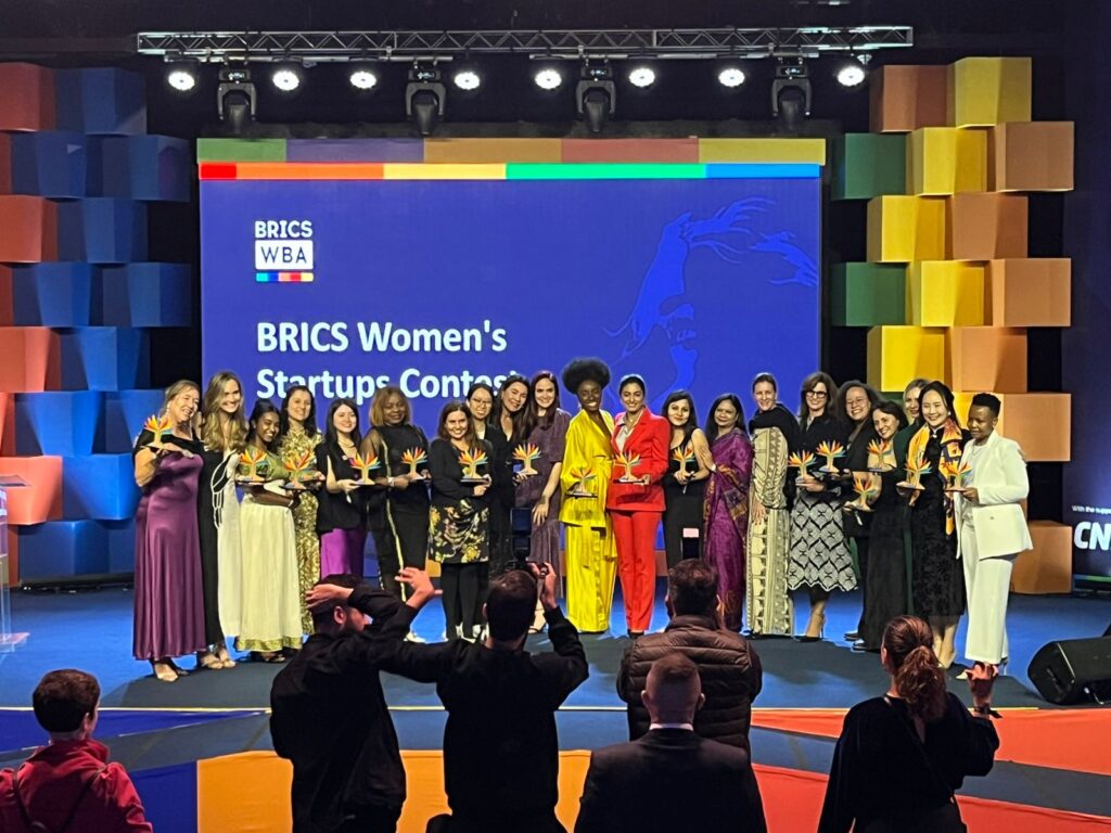 Criadora do método see color que facilita acesso à informação das cores para pessoas com deficiência visual , é uma das vencedoras do BRICS Women's Startups Contest 2025