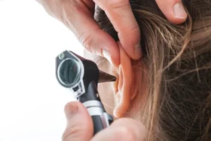 Dia da Escuta: 20% da população mundial convive com perda auditiva e 14,4% sofre zumbido