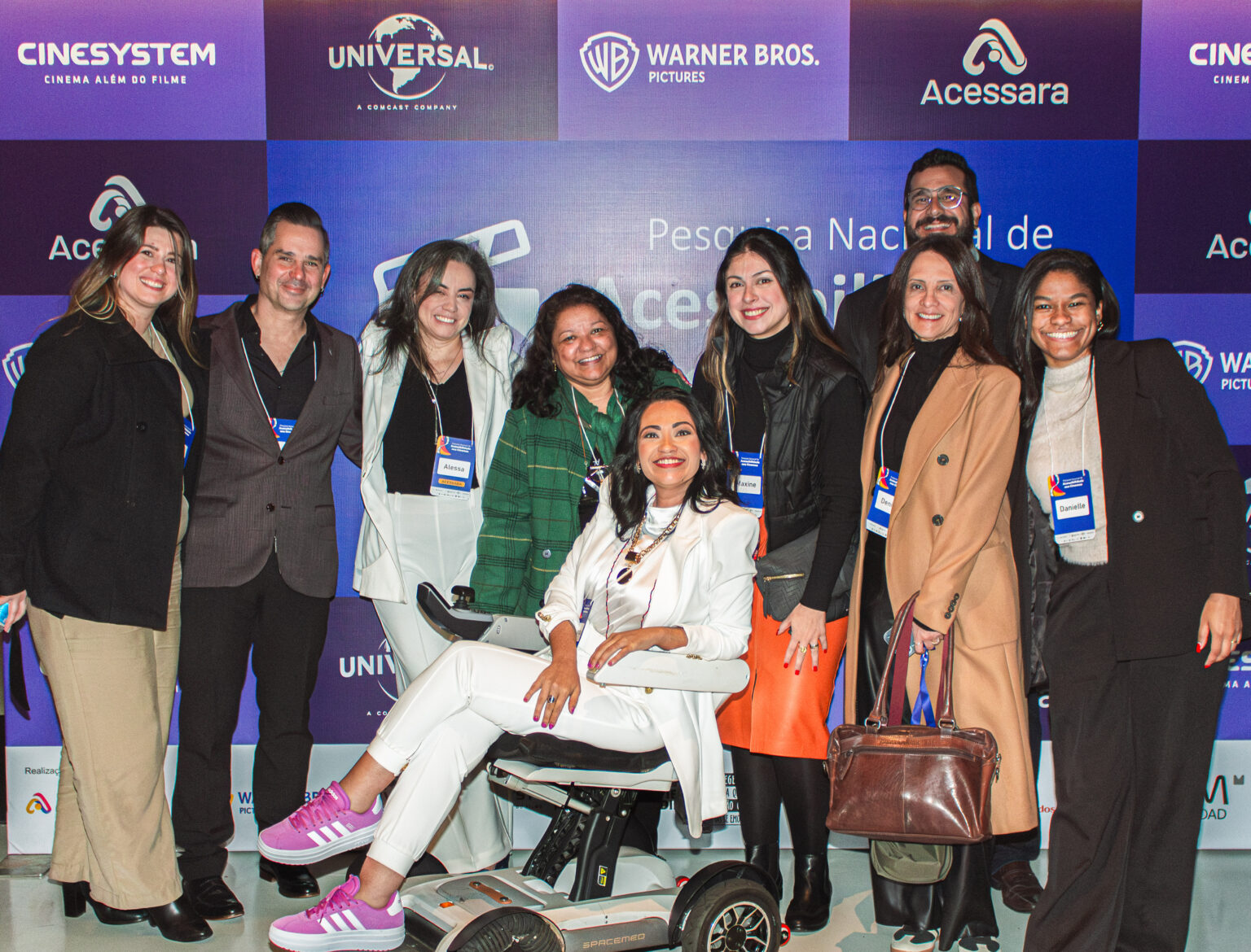 Warner Bros. Pictures e Universal apoiam pesquisa inédita que mapeia barreiras de acessibilidade nos cinemas brasileiros