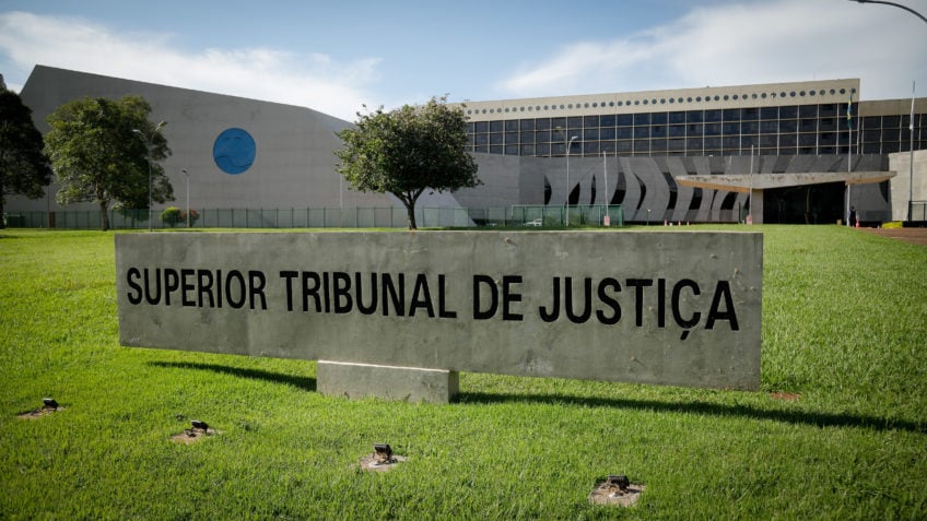 Planos de saúde não podem limitar tratamentos de crianças autistas, afirma entidade ao STJ