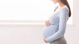 Maternidade possível: congelamento de óvulos dá esperança à mulheres com câncer de mama
