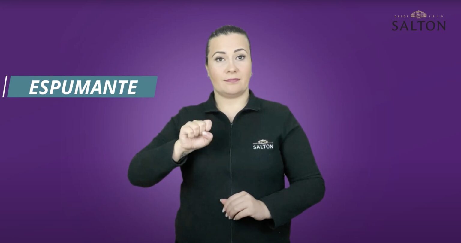 Dia Nacional do Surdo: conheça o Glossário de Libras do Enoturismo, iniciativa inédita da Salton e do IFRS