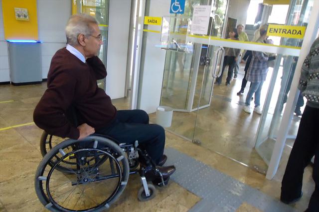 Crédito Acessibilidade BB está suspenso para quem ganha até 5 mínimos. Sem nova portaria, linhas podem ficar sem operação em outubro