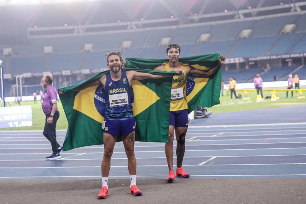 Ricardo Mendonça conquista o tri nos 100m em dia de seis pódios para o Brasil no mundial de atletismo
