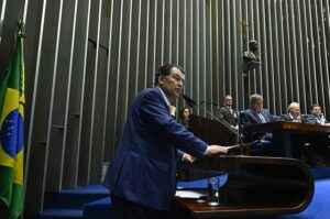Regulamentação da reforma tributária volta à Câmara, após modificações no Senado Federal