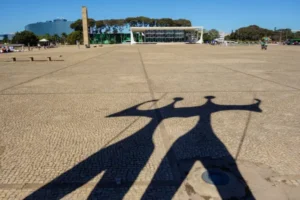 Justiça para Todos? Reflexões sobre Deficiências Invisibilizadas no Sistema Judiciário - OPINIÃO - * Por Ana Paula Barbosa-Fohrmann