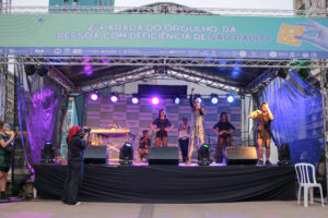 São Paulo recebe a 3a Parada do Orgulho da Pessoa com Deficiência na Praça Roosevelt em SP