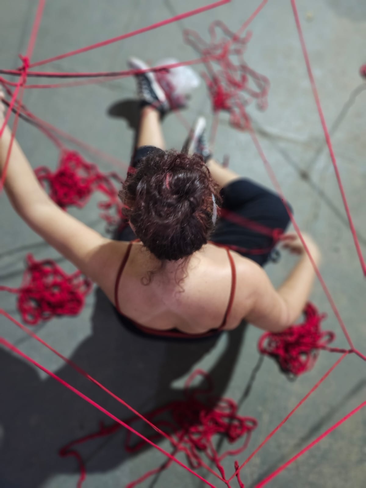 Exposição “Bordado como Ideias Táteis” celebra a arte, a acessibilidade e a cultura DEF na Sala dos Toninhos