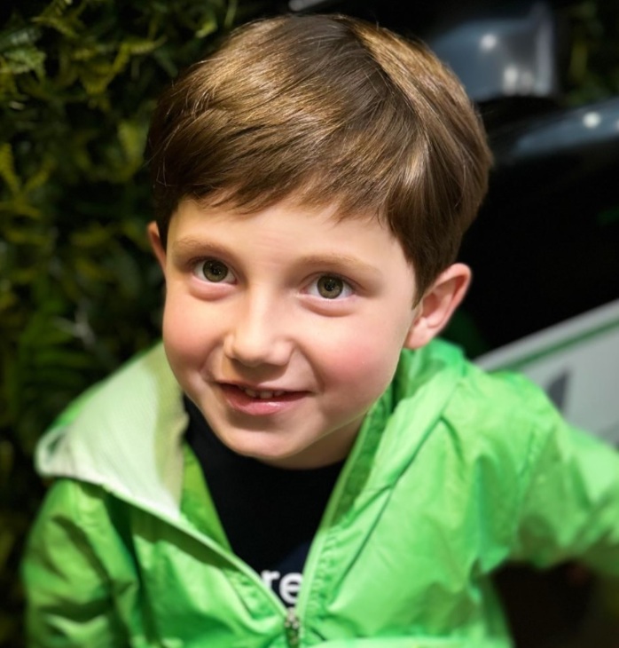 Abaixo-assinado pede liberação de medicamento que pode salvar crianças com doença rara