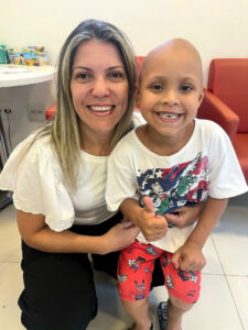 O Natal das famílias que lutam contra o câncer infantil: quando a esperança vira cura - OPINIÃO - * Por Bianca Provedel