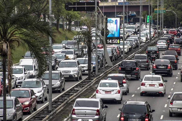 Justiça de SP reconhece cobrança indevida de IPVA PcD e determina restituição ao contribuinte