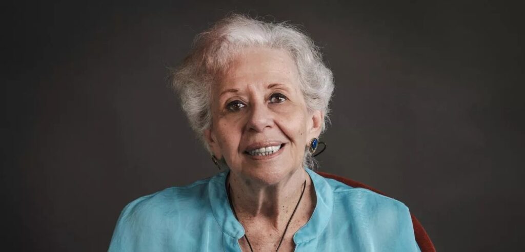 Marta Gil, em entrevista, comenta sobre como o empreendedorismo social combate a desinformação sobre pessoas com deficiência