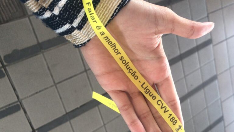 CVV completa 64 anos e reforça a importância da escuta de pessoa para pessoa