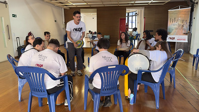 Projeto "Músicas, Notas & Sonetos" celebra inclusão por meio da arte com o sarau "Soneto em Cena" em SP