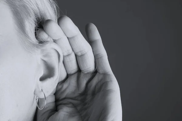 Congresso Nacional vai debater proposta para reconhecer o audismo e combater a violência linguística contra pessoas surdas