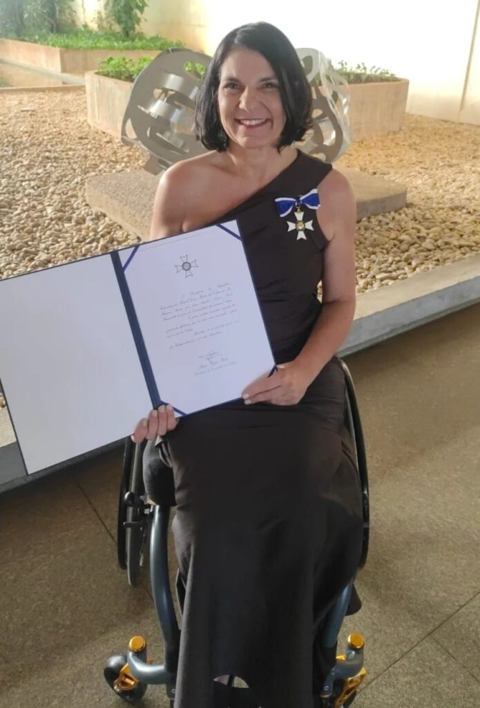 Feminella recebe Comenda da Ordem de Rio Branco