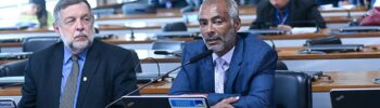 Romário e Flávio Arns querem explicações sobre cobrança do IPI para pessoa com deficiência na aquisição de veículo