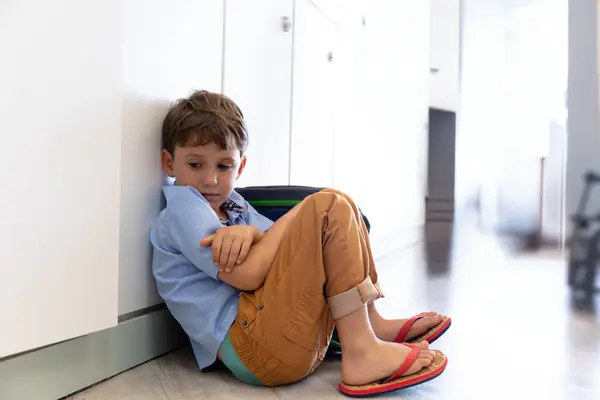 O recreio da exclusão: bullying contra alunos com deficiência ainda destrói infâncias - OPINIÃO - * Por Igor Lima