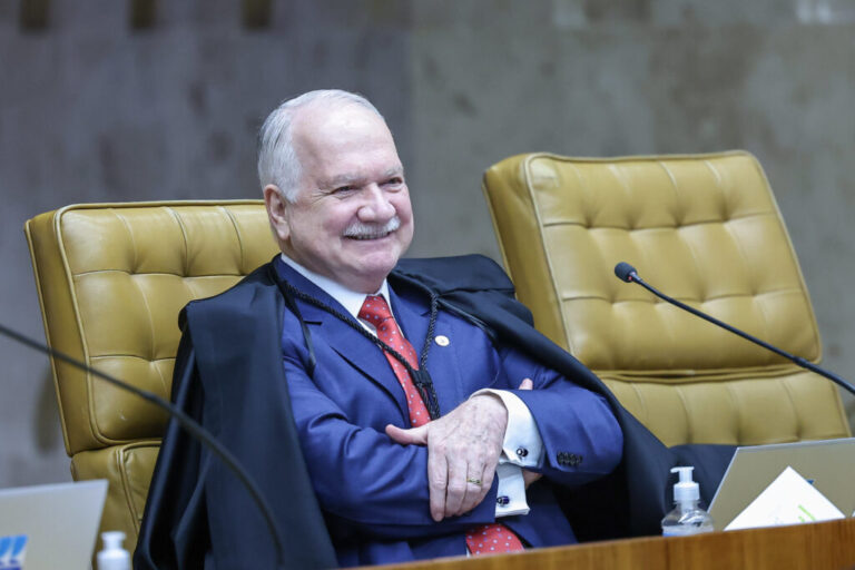 STF agenda para 18 de junho julgamento de ADIs para devolver direitos às para pessoas com deficiência retirados na Reforma Tributária