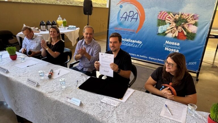Em Marília, interior de SP, rede municipal vai monitorar alunos com autismo por GPS
