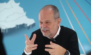 "Estou chocado", afirma prefeito sobre Mauro Checkin