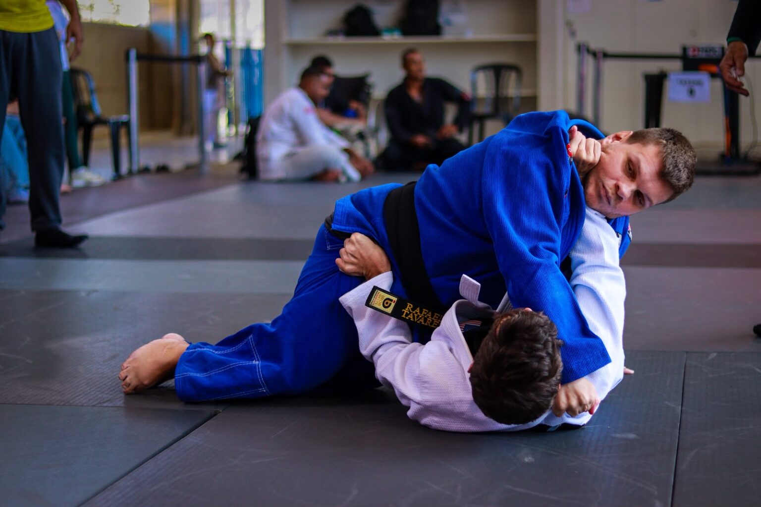 Campeonato inédito de jiu-jitsu para pessoas com deficiência reuniu 100 atletas no último final de semana