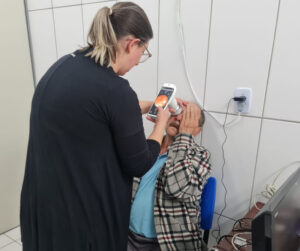 Especialistas afirmam investimentos em retinógrafos podem diminuir casos de cegueira