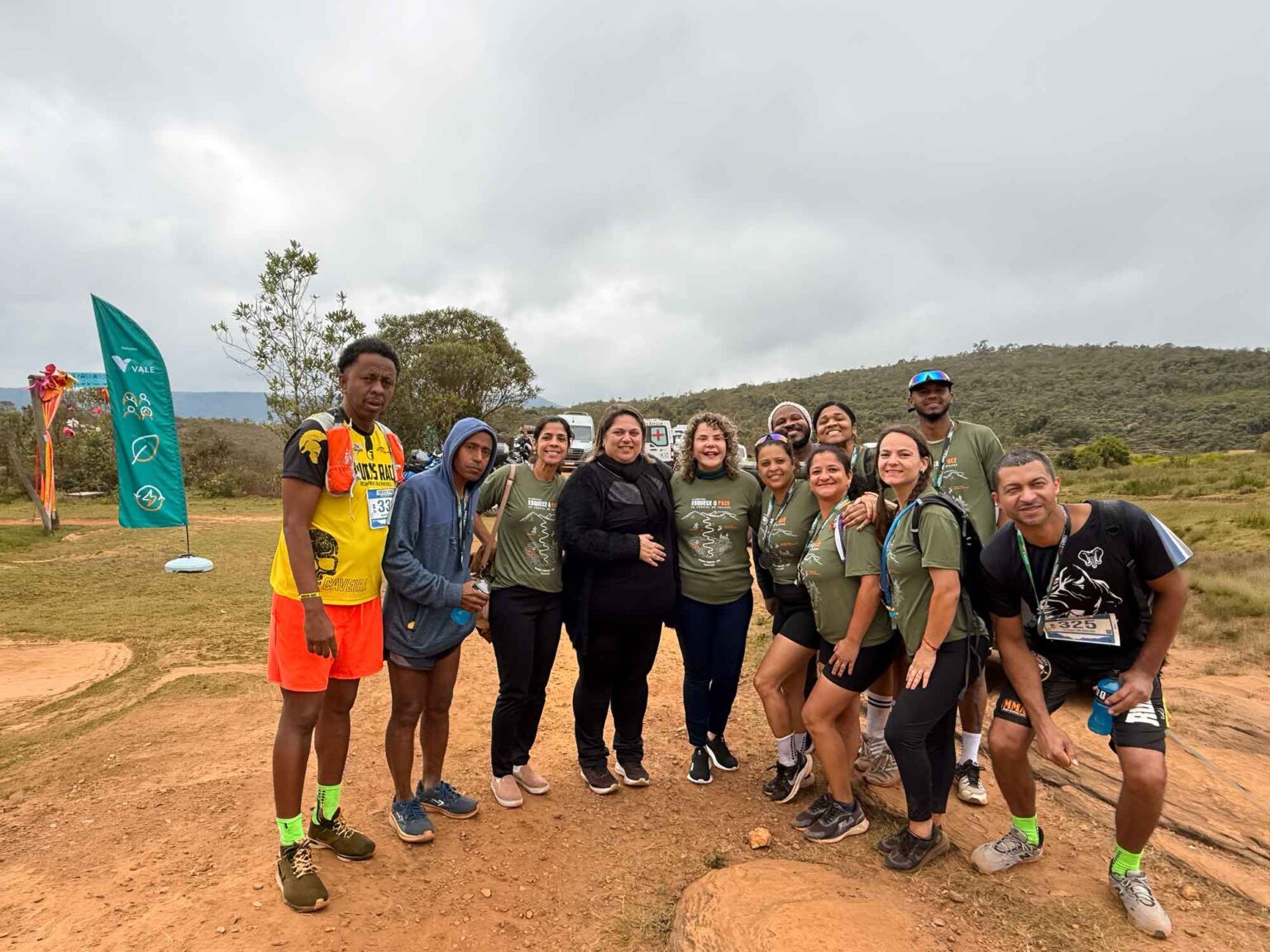 Atletas surdos participam de corrida com intérprete de Libras em Ouro Preto
