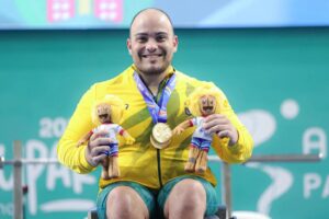 Mateus de Assis é ouro no halterofilismo nos Jogos Parasul-Americanos em Valledupar