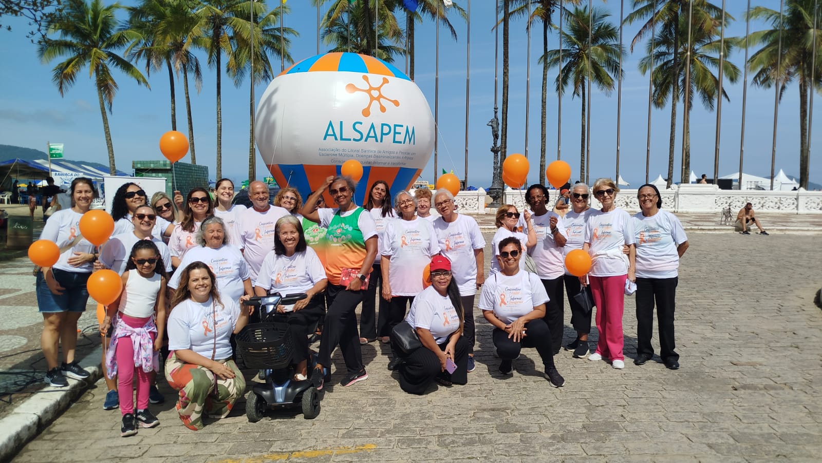 Simpósio gratuito reúne especialistas em esclerose múltipla e encerra Agosto Laranja
