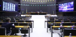 Processo legislativo na Câmara dos Deputados é lento e projetos que envolvem pessoas com deficiência ficam parados