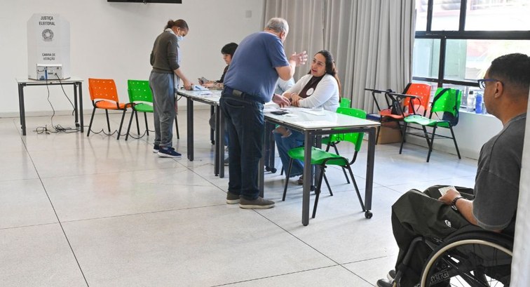 Não votou no primeiro turno? Comparecimento no segundo pode valer como prova de vida do INSS