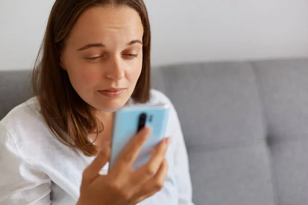 Biometria facial na telefonia: Anatel esclarece alternativa presencial, mas permanecem dúvidas sobre acessibilidade digital